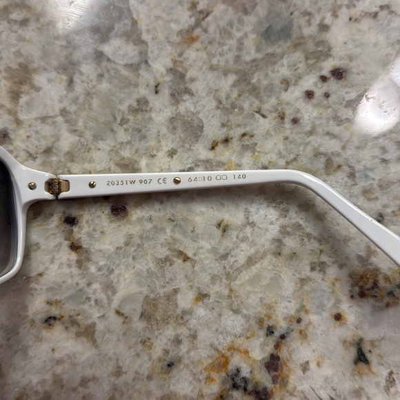Vintage Louis Vuitton sunglasses - Picture 3 of 7